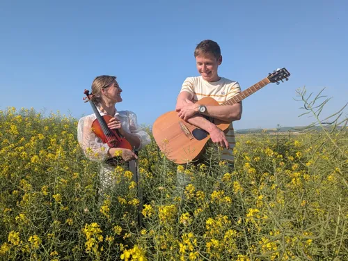 Côte d'Opale : Le duo pop/folk Claire & Lio sort son premier titre