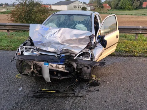 Bourbourg : un mort après un accident entre une voiture et un bus...