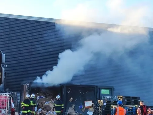 Coudekerque-Branche : un incendie volontaire sur le parking d’un...