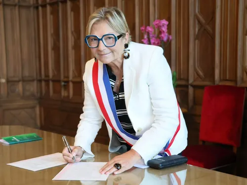 Calais : 31 morts dans la Manche, la maire de Calais va témoigner