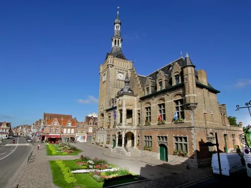 Municipales à Bailleul : trois candidats en lice pour succéder à...