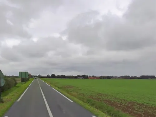 Audruicq : une moto renversée par une voiture