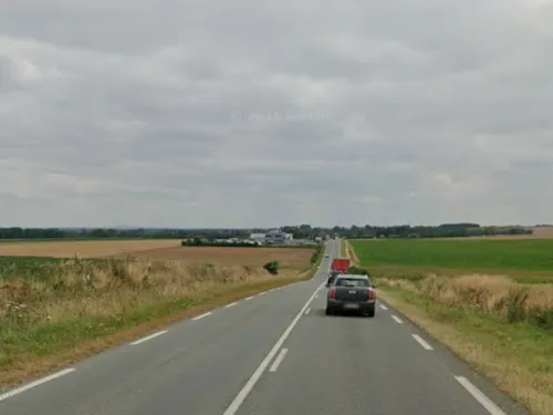 Une femme de 70 ans coincée dans sa voiture après un accident ce...