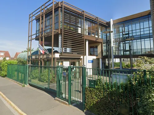 Un ministre va dormir dans un lycée d'Aire-sur-la-Lys