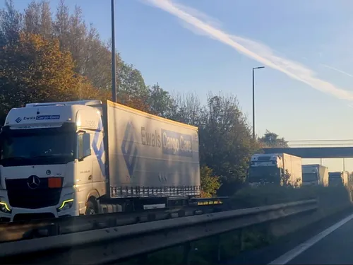 Sorrus : collision entre deux poids lourds sur l'A16