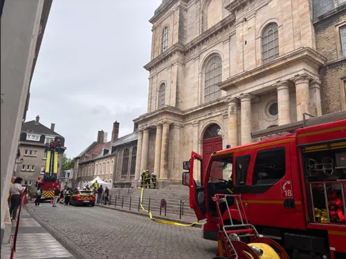 Boulogne-sur-Mer : un important dispositif de secours à la Basilique 