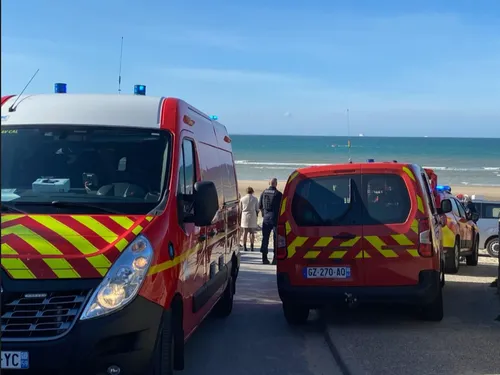 Équihen-Plage : une centaine d'exilés secourus après être tombés à...