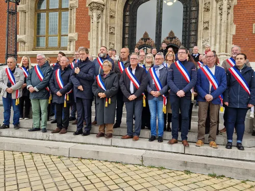 Les Calaisiens au rendez-vous pour condamner les violences des...