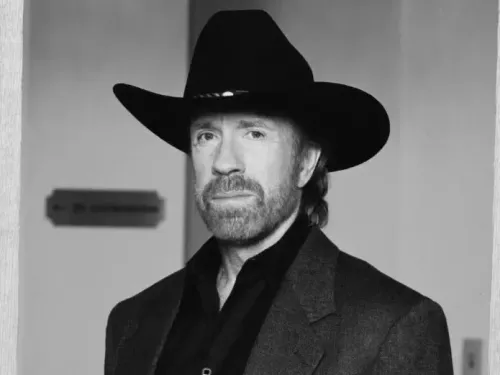 L'acteur Chuck Norris est décédé 