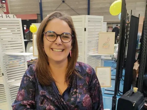 Steenwerck : Anaïs aide les jeunes parents et les futurs parents...