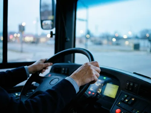 "J’ai peur de reprendre le volant" : une conductrice de bus raconte...
