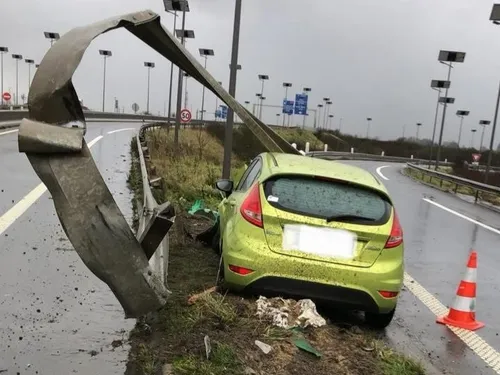 Calais : une femme transportée à l'hôpital à la suite d'un accident