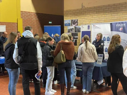 Un forum des métiers de la justice et de la sécurité à Saint-Omer