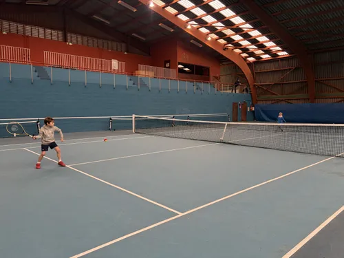 Saint-Omer : une journée entre tennis et culture pour les jeunes de...