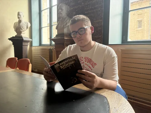 Saint-Omer : un adolescent face aux dangers de l'IA, la nouvelle...