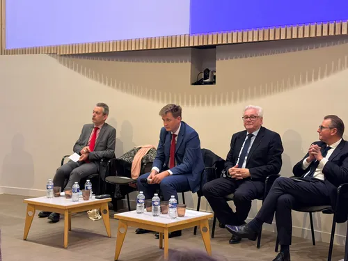 Longuenesse :  "le lien préfet-maire comme colonne vertébrale de la...