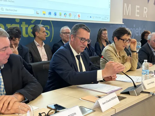 "Presque à l'unanimité" : Laurent Denis réélu président de la CAPSO