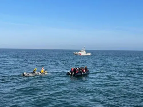 Les secours maritimes sauvent 18 personnes au large de Dunkerque et...
