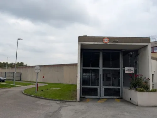 Longuenesse : alerte au drone, arme chargée et matériel explosif...