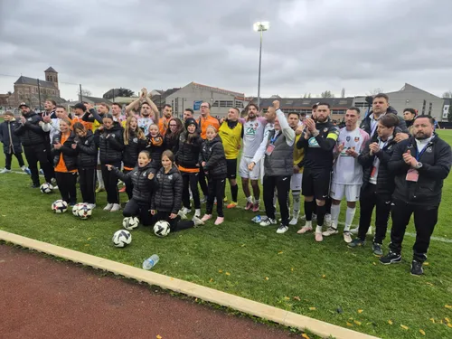 Foot : Cappelle-la-Grande, notre petit poucet, sort la tête haute