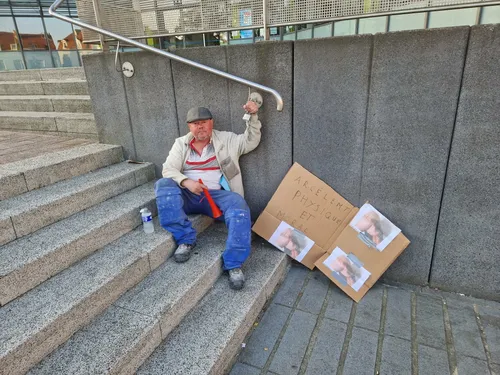 Un homme s’est attaché à la mairie de Coudekerque-Branche