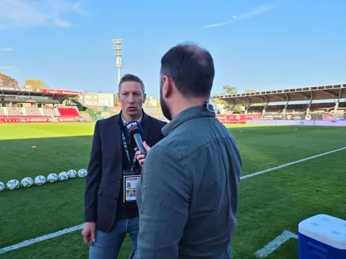Foot : joueurs, staff, supporters, mais aussi dirigeants, un...