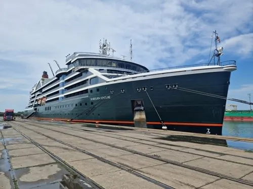 Pourquoi de plus en plus de bateaux de croisière s'arrêtent à...