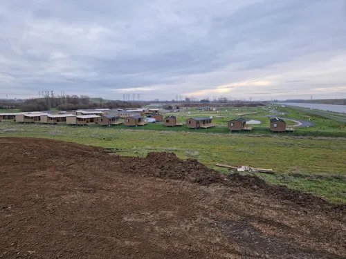 Gravelines / Saint-Georges-sur-l'Aa : cabane, chalet en bois… un...