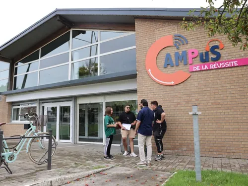 Grande-Synthe : le Campus de la Réussite va prendre le nom de...