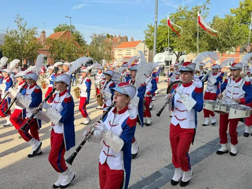 Polyfolies à Saint-Pol-sur-Mer : les groupes Saint-Polois aussi...