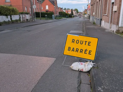 Hazebrouck : la route de Borre, grand axe d’entrée, fermée pendant...