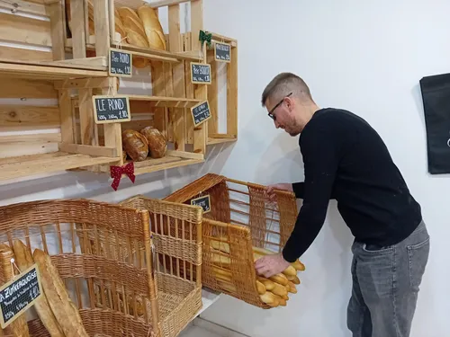 La boulangerie de Zutkerque sous les caméras de M6