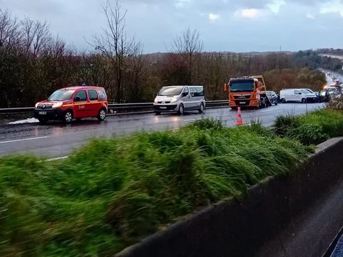 Un accident avec quatre voitures sur l'A16, à hauteur de Calais-Marck
