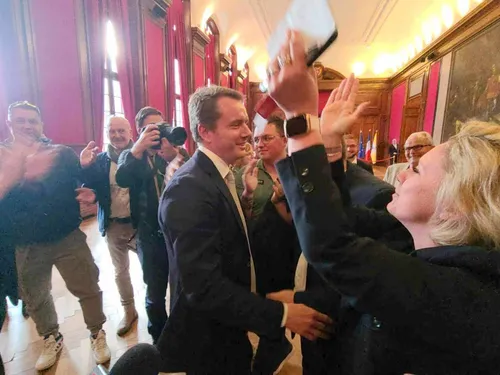 Le nouveau député Antoine Golliot (RN) "fier", le candidat...