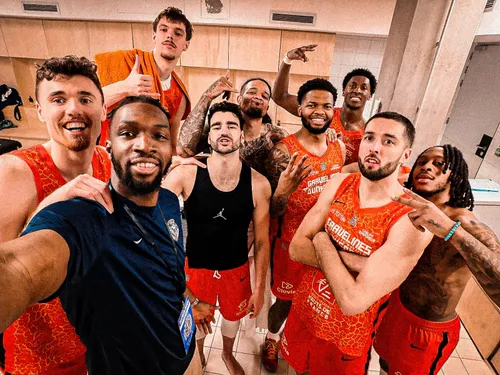 Gravelines héroïque contre Paris, Dunkerque renvers Lyon et fonce...