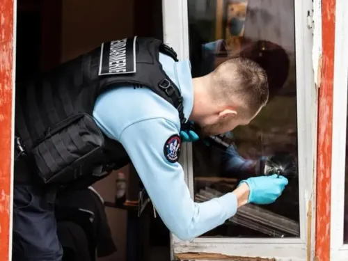 Cambriolages : des voitures visées à Cappellebrouck, des maisons à...