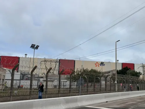Un dégagement de fumée en zone nucléaire et les pompiers...