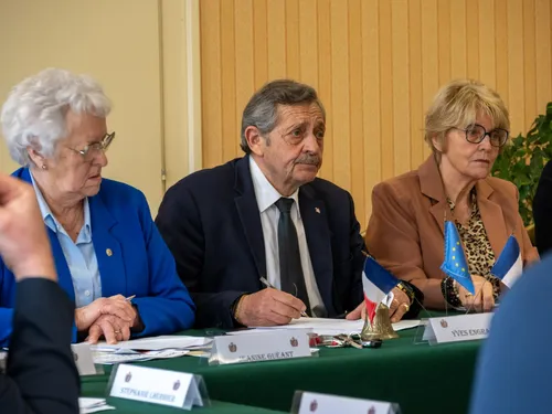 Saint-Folquin : victime d'un malaise, le maire Yves Engrand...