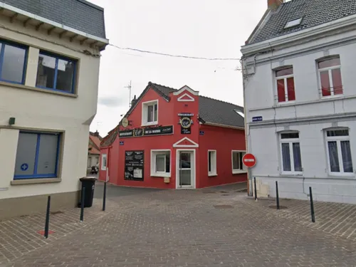 Audruicq : deux serpents se sont invités au Café de la Mairie