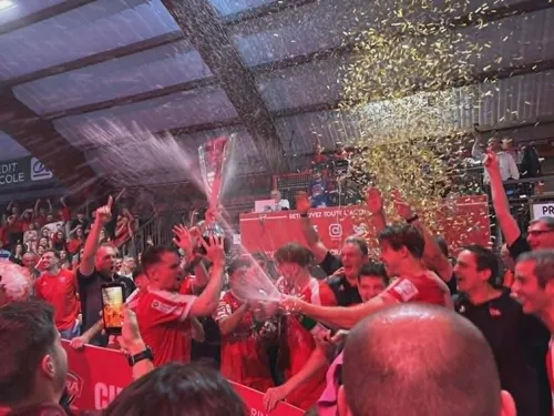 Saint-Omer Champion de France de rink-hockey, Dunkerque qui se...