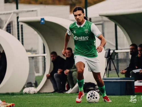 Foot : Maedine Makhloufi, un joueur moderne à Dunkerque