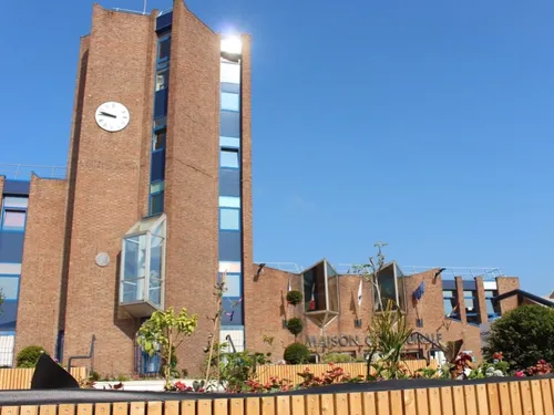 Municipales à Grande-Synthe : duel entre Martial Beyaert et Arnaud...