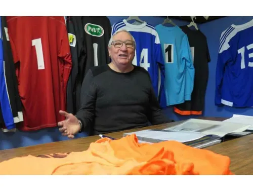 Michel Devolder, figure emblématique du football dunkerquois, est...
