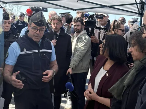 Ministre de l'Intérieur dans le Dunkerquois... mais pas dans le...