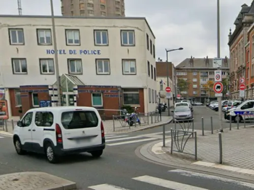  Dunkerque : trois policiers violentés au commissariat 
