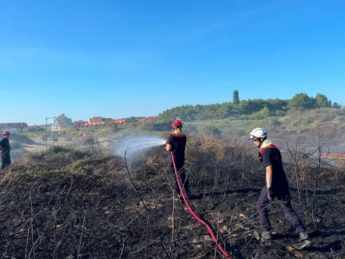 Boulogne-sur-Mer : un hectare ravagé par les flammes au Chemin Vert