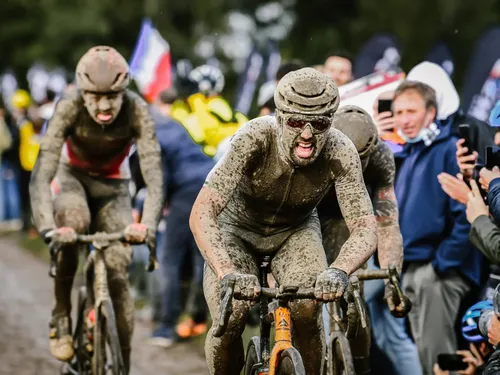 Cyclisme : les bons plans pour bien profiter de Paris-Roubaix ce...