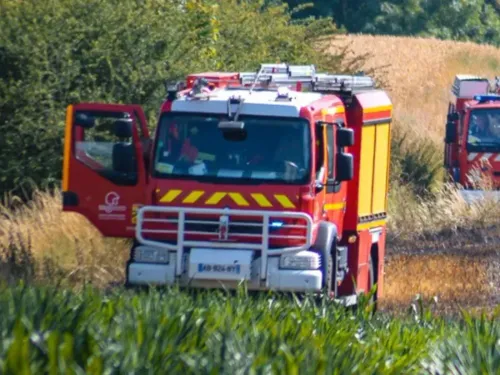Calais : un feu de végétation ravage 1 000 mètres carrés sur la...