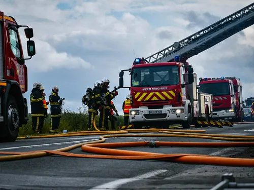 Audruicq : un feu de penderie intoxique quatre personnes 