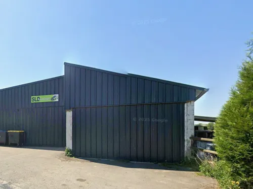 Licques : une dépanneuse volontairement incendiée devant un garage